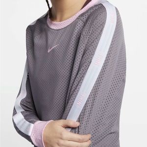 Nike DRI-FIT Long Sleeve running Top size SMALL